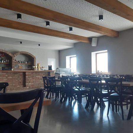 Penzionmoravia Moravská Nová Ves Exterior foto